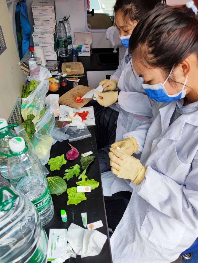 共創(chuàng)食安長(zhǎng)沙，我們?cè)谛袆?dòng)！